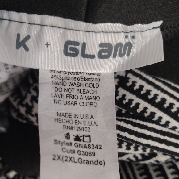 Plus Size Houndstooth Duster & Legging Set | Long Cardigan Outfit | 2X - Picture 2 of 5